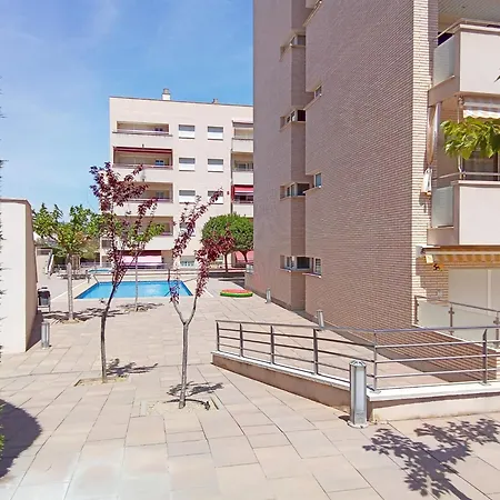 Vivalidays Alicia - Fenals - Lloret De Apartment *